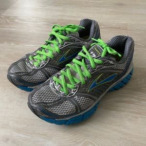 Women’s Brooks Running Shoes